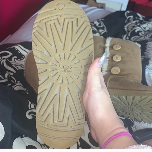 Ugg Bailey button - Picture 3 of 4